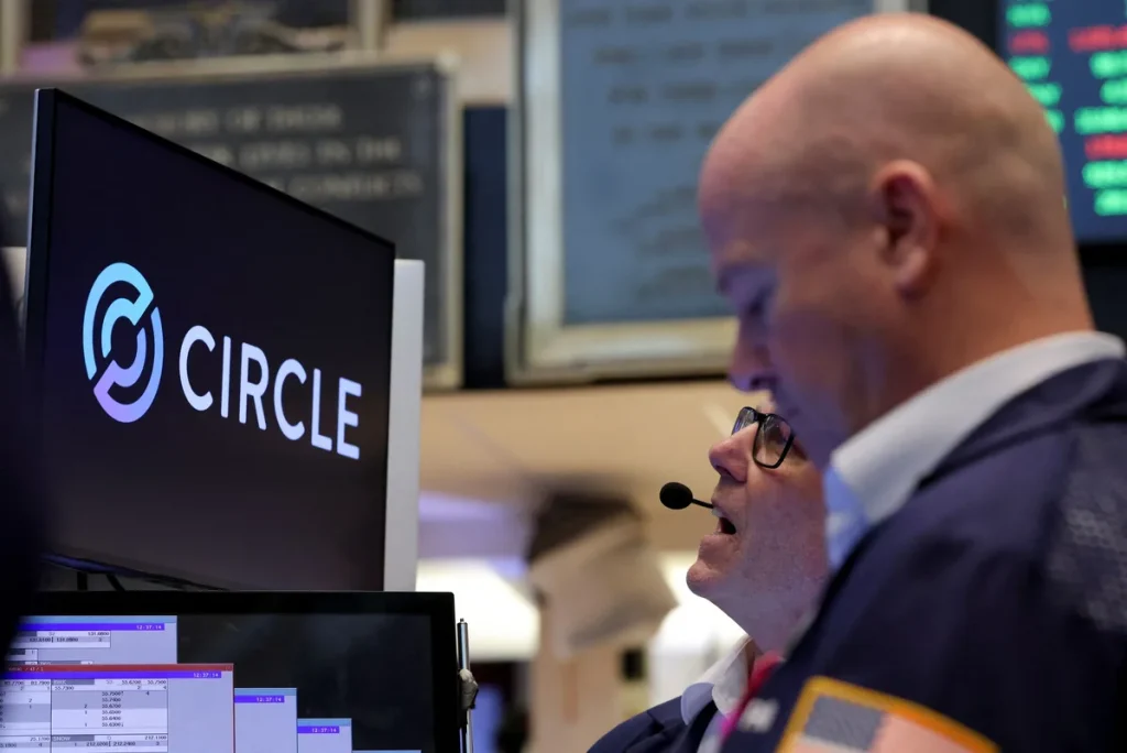 Circle теряет 22% из-за предложения о запрете дохода по стабильным монетам