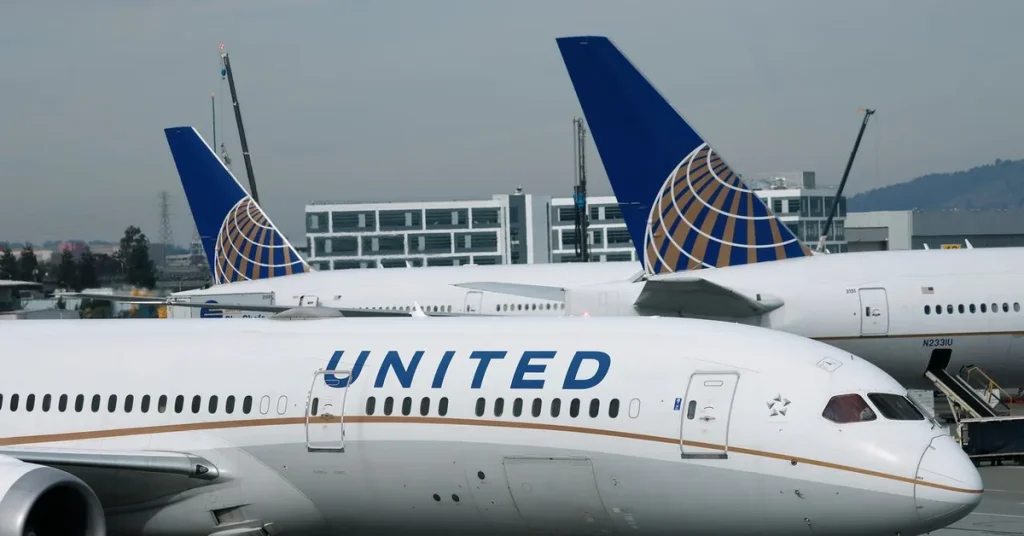 United Airlines предсказывает рост цен на нефть