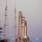 NASA запускает Artemis II — возвращение на Луну