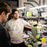 Amazon приобрел стартап Fauna Robotics для детских роботов