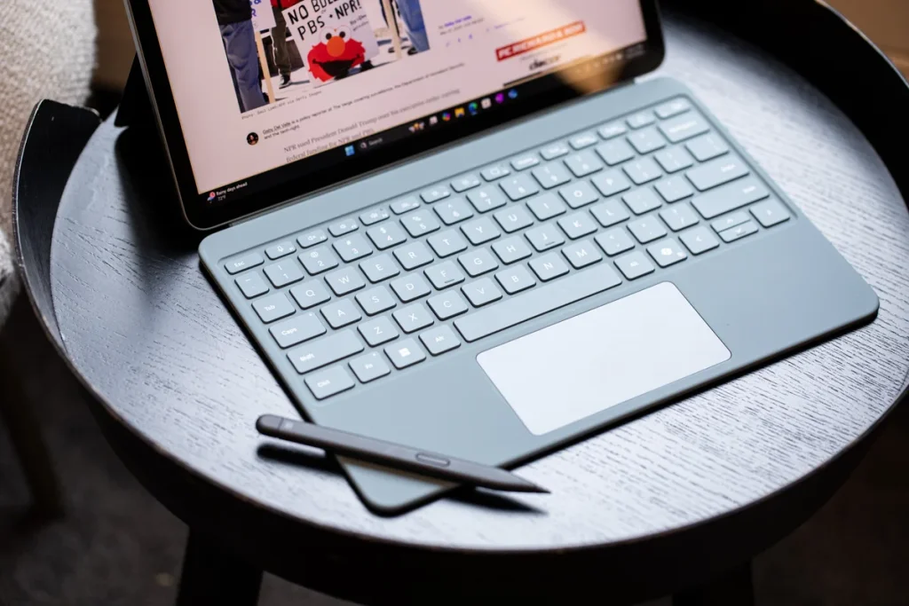 Microsoft подняла цены на Surface на $500