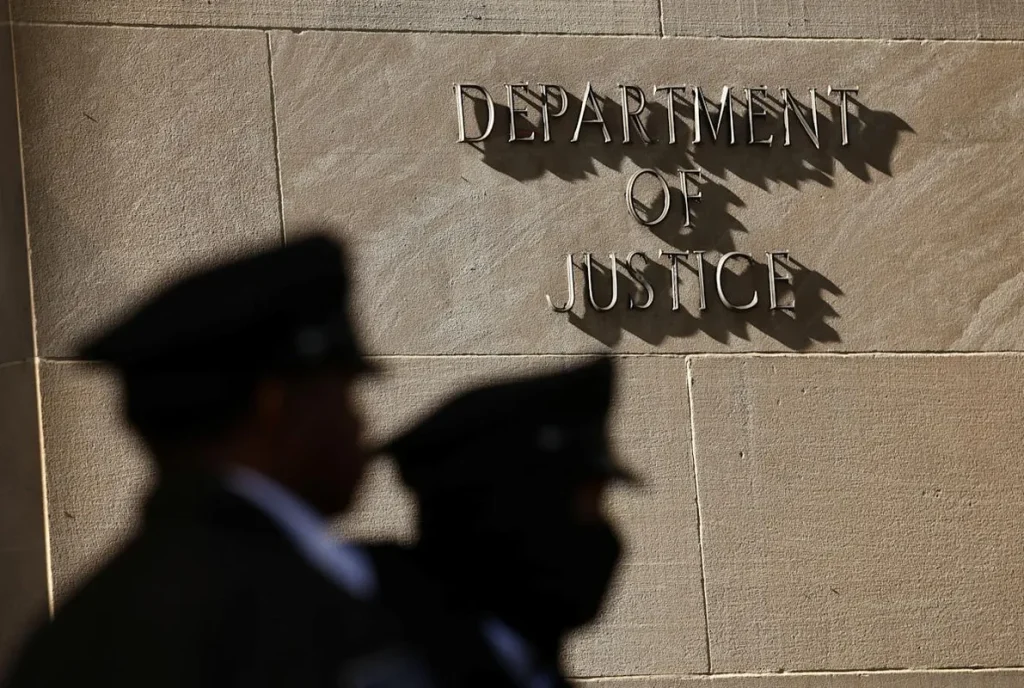 Министерство юстиции США отказало Франции в помощи по делу о X
