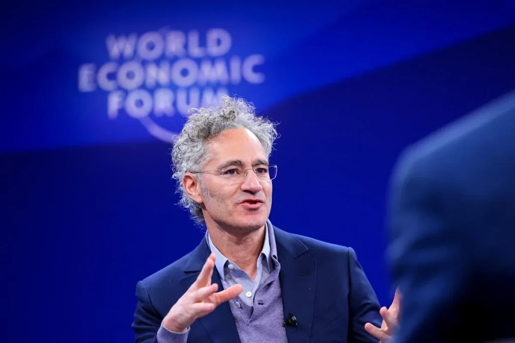 Palantir о жесткой силе программного обеспечения