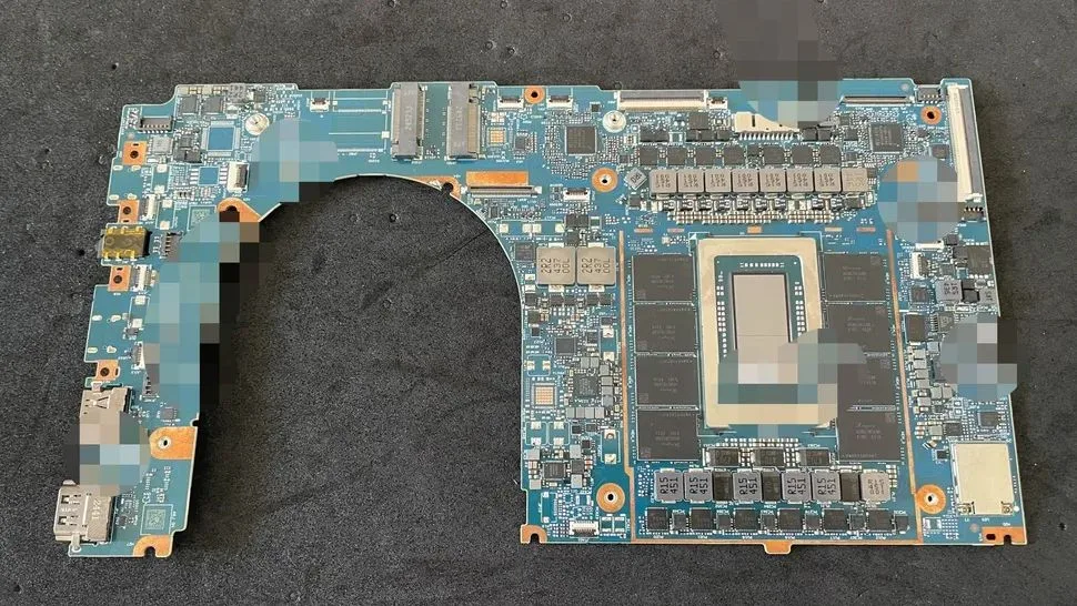 Nvidia показала материнскую плату с SoC N1 и 128 ГБ ОЗУ