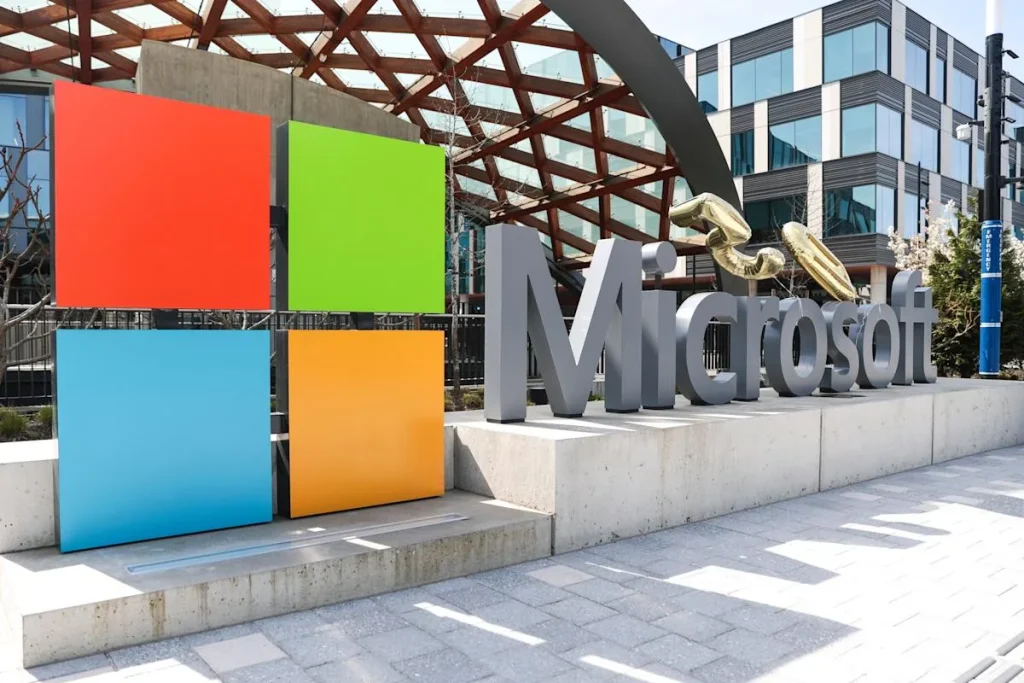 Microsoft внедряет добровольные выходные для 7% сотрудников