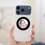 Dockcase Selfix — новый чехол для селфи с экраном