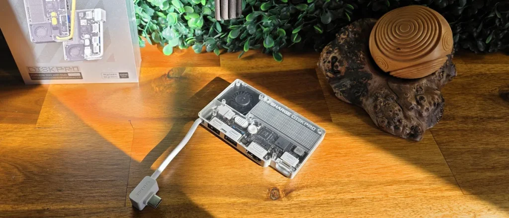 Sharge Disk Pro 2TB — лучший внешний SSD с охлаждением