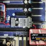 JEYI выпустила плоский M.2 адаптер с поддержкой PCIe 4.0