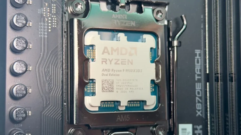 AMD Ryzen 9 9950X3D2 - 208 МБ кэша за $899