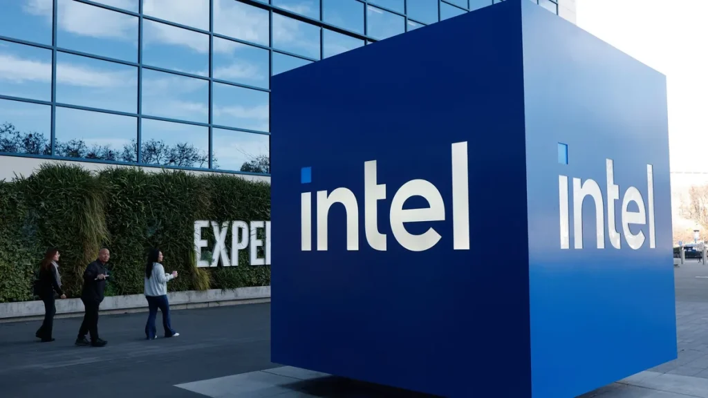 Intel запустит EMIB-T для AI-ускорителей в 2023