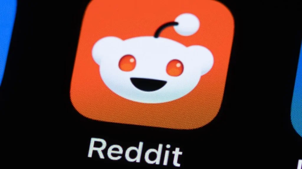 Минюст США требует раскрыть личность критика ICE на Reddit