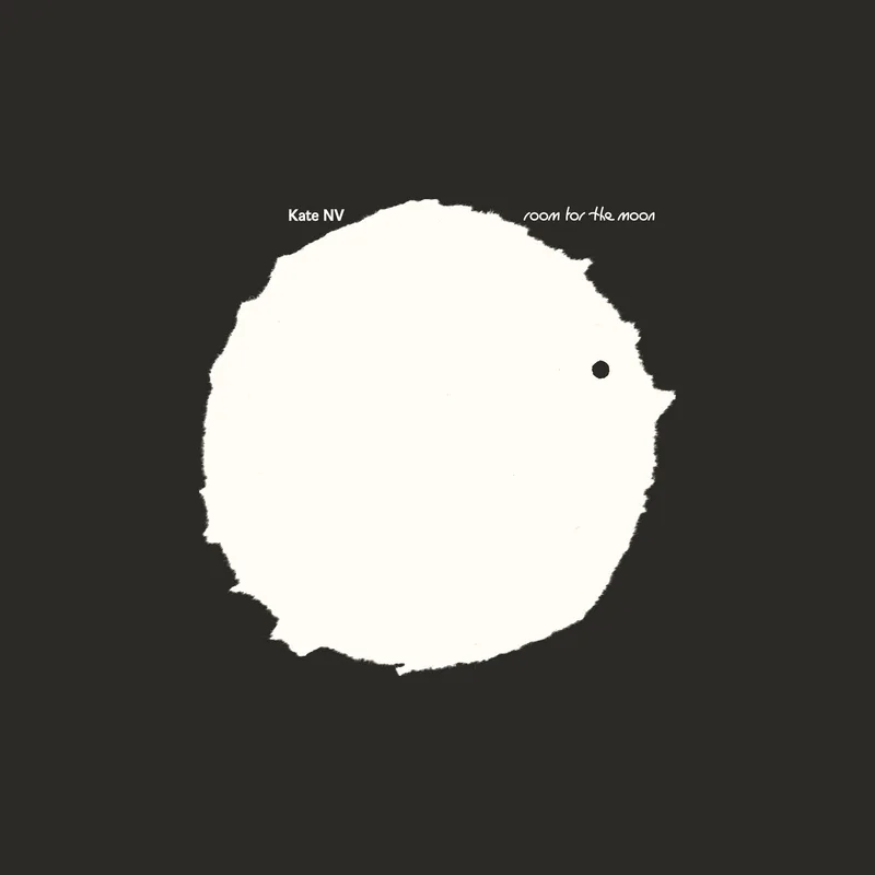 Кейт НВ выпустила альбом "Room for the Moon" — необычный поп