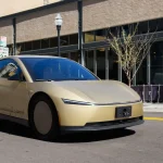 Tesla признала, что роботакси управляются людьми