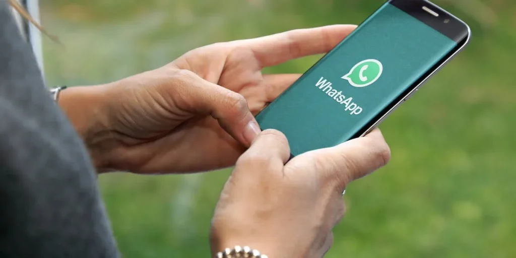 Microsoft предупреждает о вредоносных сообщениях в WhatsApp