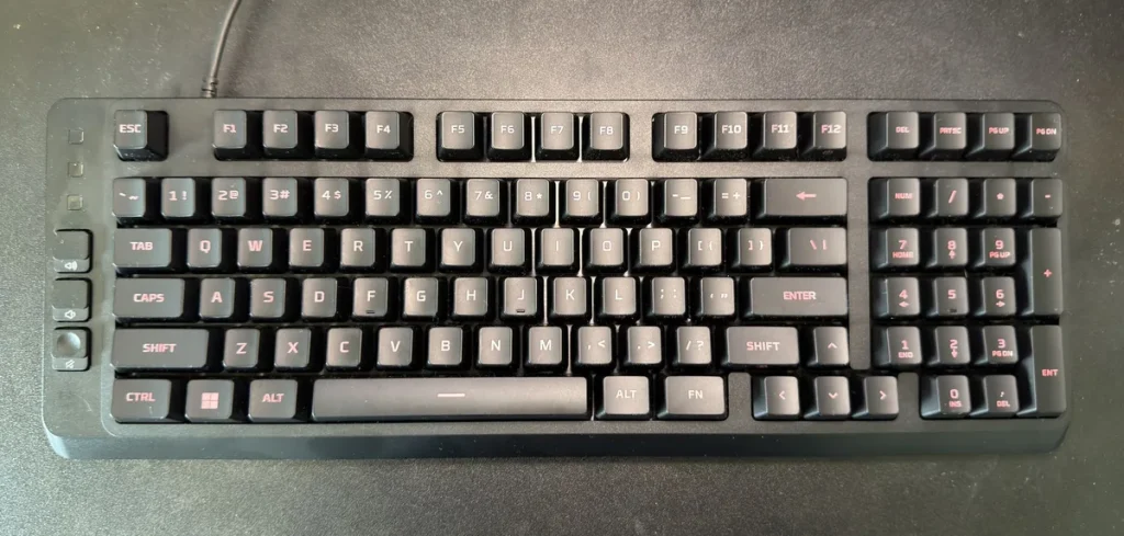 HyperX Eve 1800 — недорогая, но неудачная клавиатура