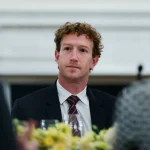 Meta сокращает 8 тысяч человек и разворачивает компанию к ИИ