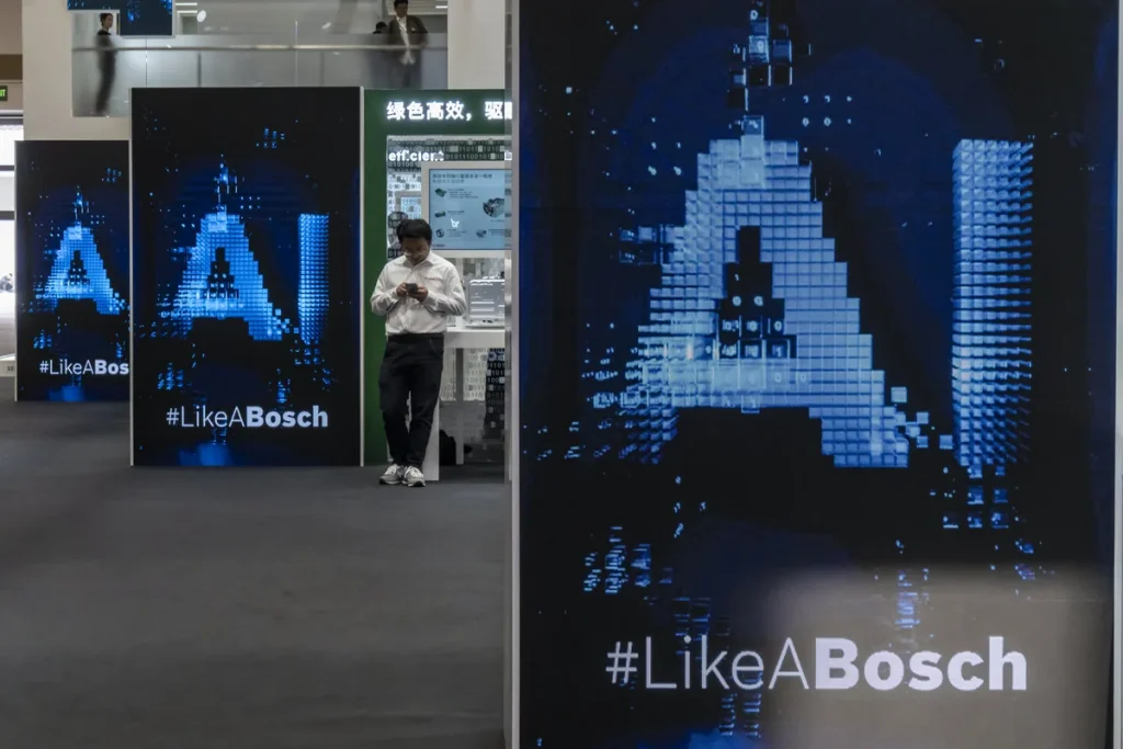 Китайская ценовая война EV трансформируется в соревнование AI
