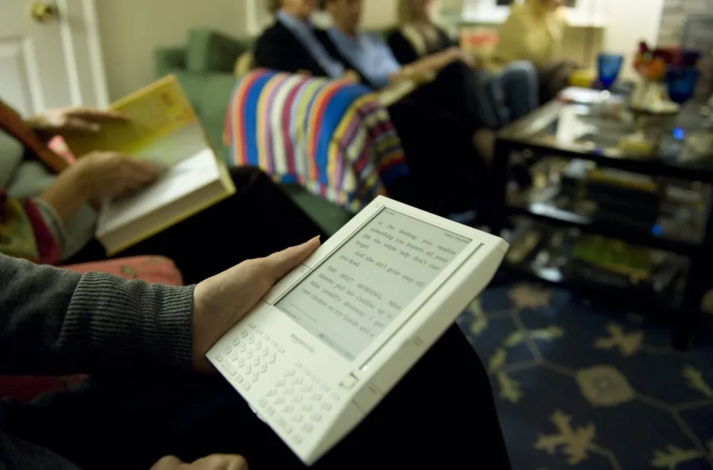 Старые Kindle взламывают после отказа Amazon от поддержки