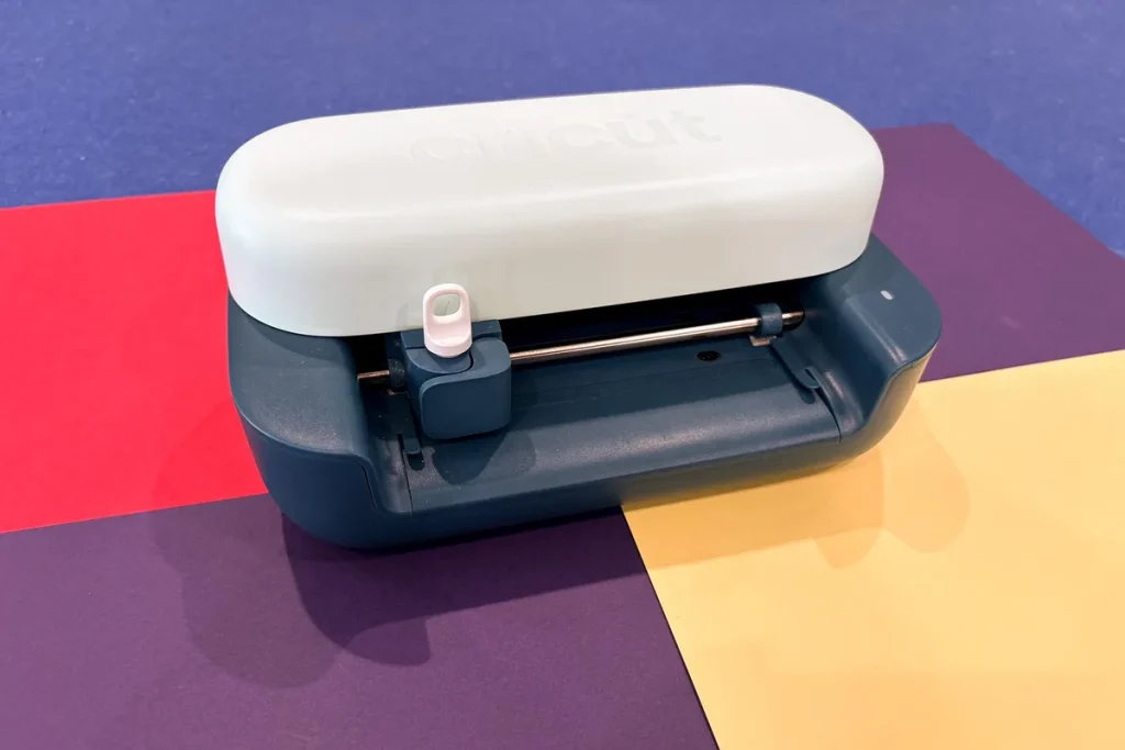 Картонный резак Cricut Joy 2 теперь стоит $99