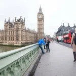 Британия начала антимонопольное расследование против Microsoft