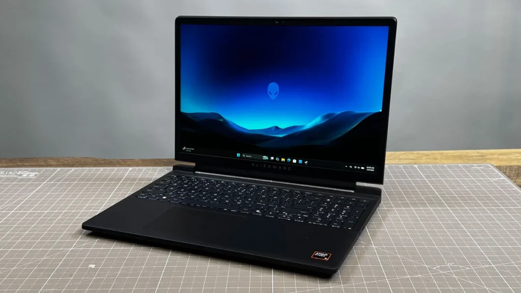 Alienware 15 пошел в массмаркет: дешевле, но без прежнего лоска
