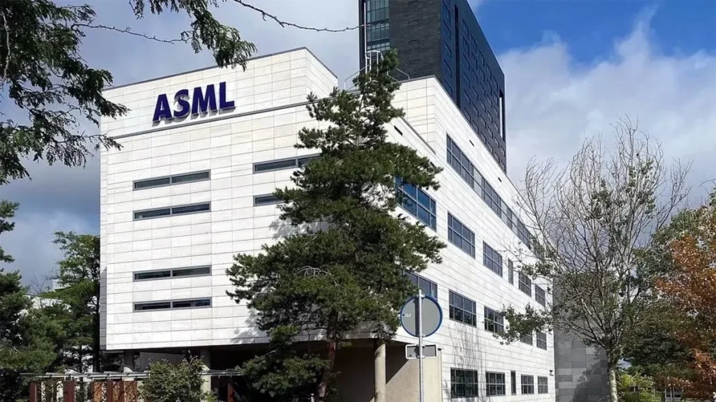 ASML поставит оборудование на первую коммерческую фабрику чипов в Индии