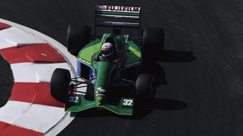 Изменение двигателей F1: V6 станет мощнее на 67 л.с.