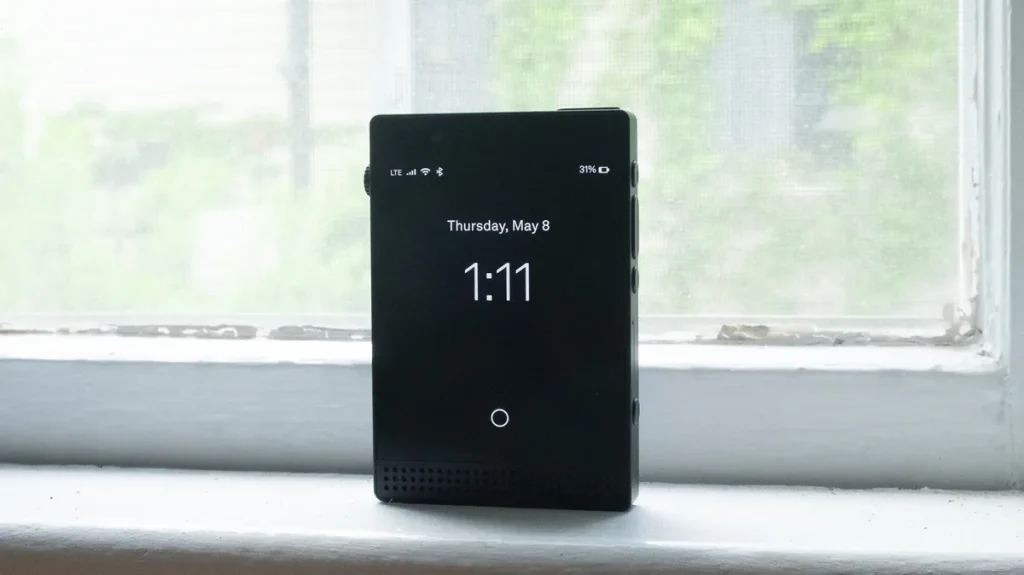 Light Phone III запустит поддержку сторонних приложений