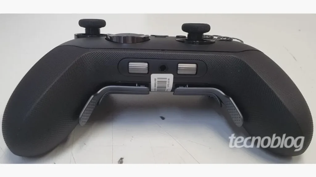 Xbox Elite Controller 3 утек через бразильского регулятора