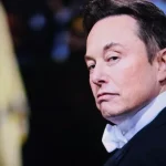 xAI пообещала сотрудникам по $420 за налоговые данные для Grok