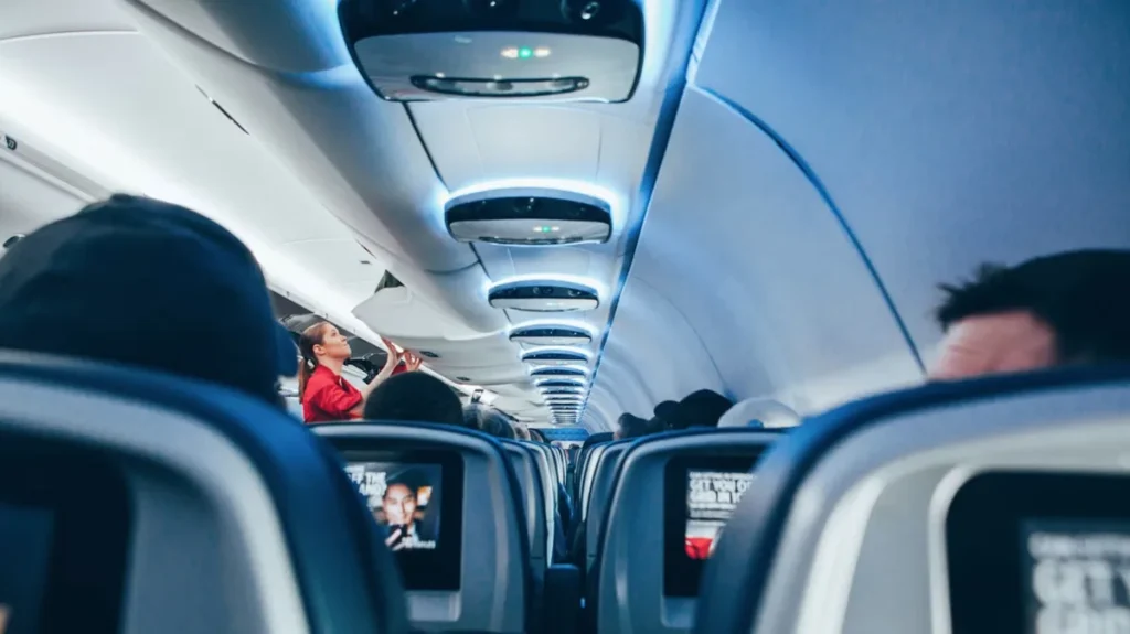 Starlink подключат к рейсам American Airlines на 500 самолетах