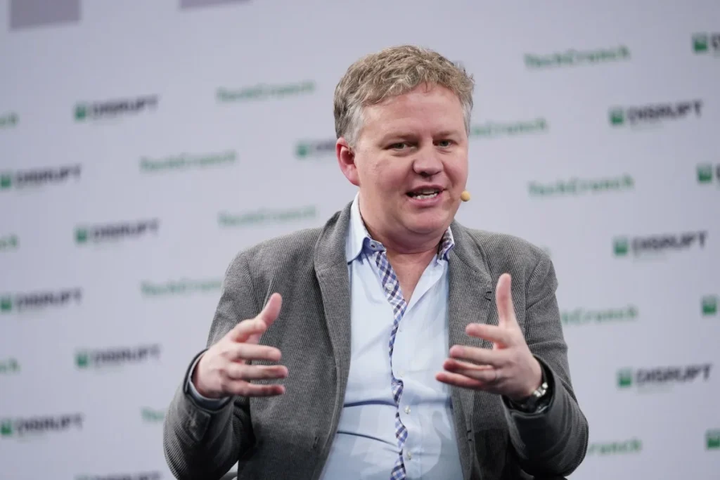 Cloudflare уволил 1 100 сотрудников из-за внедрения AI