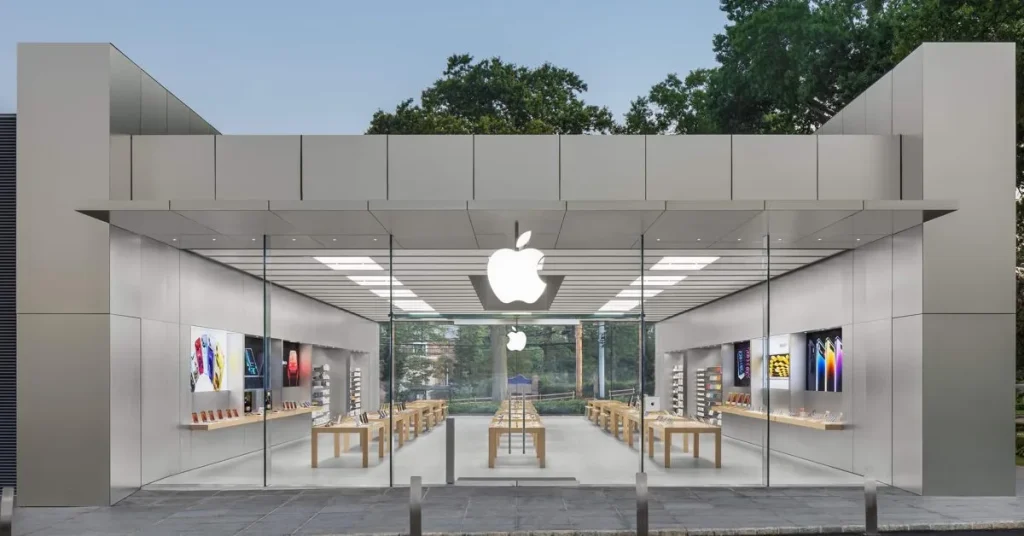Трое мужчин арестованы за ограбление грузовика Apple на $1,2 млн