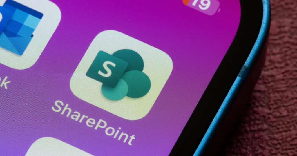 Microsoft срочно закрыла опасную RCE-дыру в SharePoint