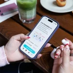 Apple планирует новые AirPods и складной iPhone к 2027 году