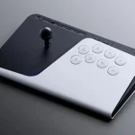 Sony анонсировала новый джойстик и монитор для игр