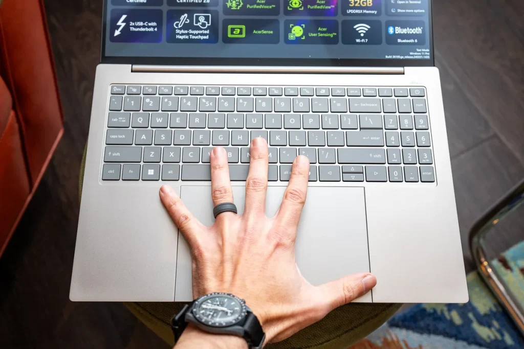 Acer Swift Go 16 — мощный ноутбук за $900