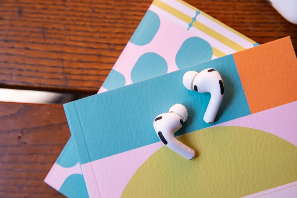 AirPods Pro со скидкой $60 — лучшие наушники Apple