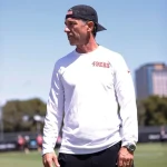 Тренер 49ers рассказал о Tesla на автопилоте