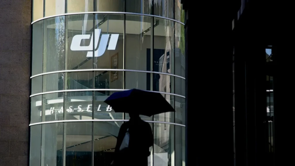 Суд вновь рассматривает статус DJI как 'военной компании'