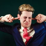 Milo Yiannopoulos депортирован из США