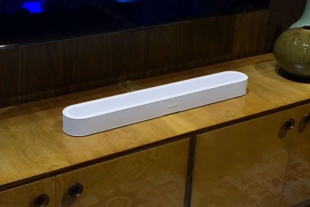 Sonos Beam Ultra: новая звуковая панель с Dolby Atmos