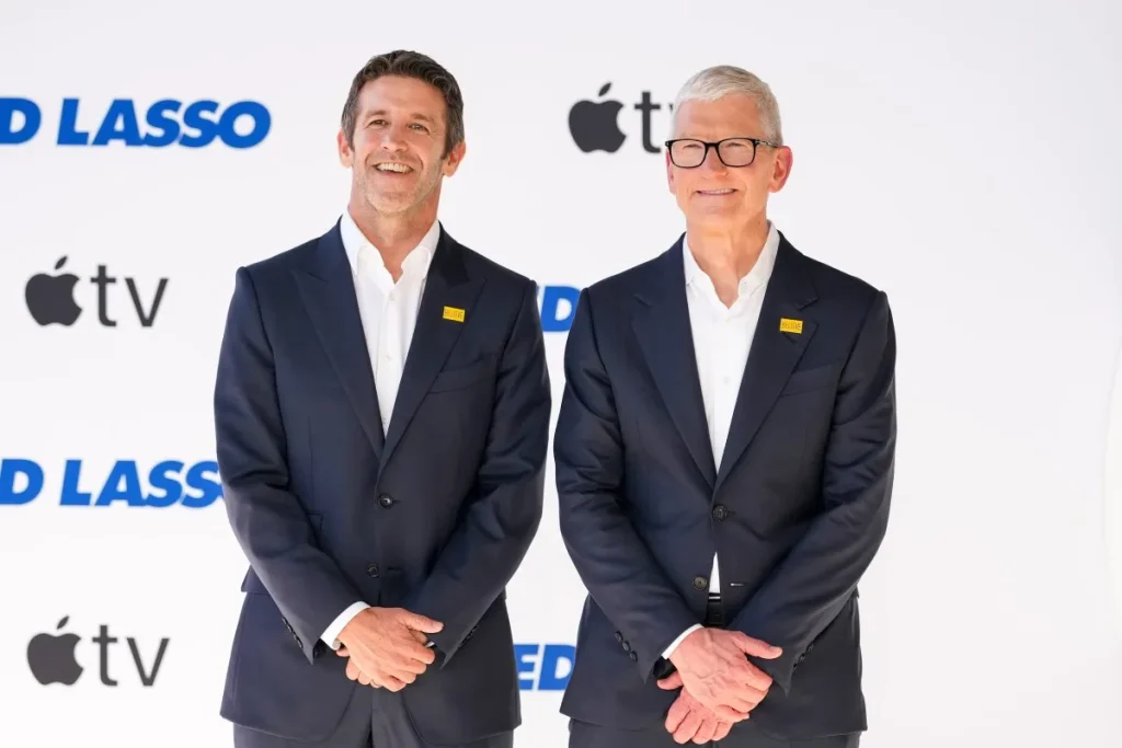 Джон Тёрнус стал новым CEO Apple