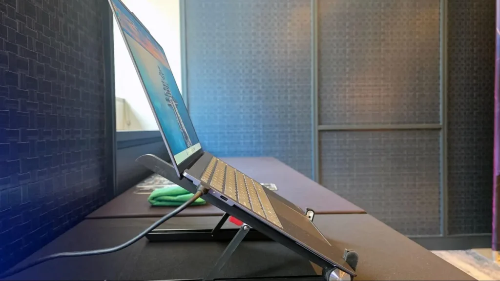 Lenovo AeroBlade без вентиляторов и rollable экран в ИФА