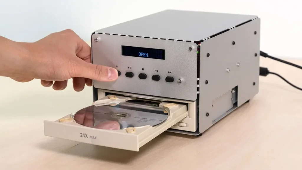 Дефицит приводов ставит под вопрос ремонт новых CD-плееров