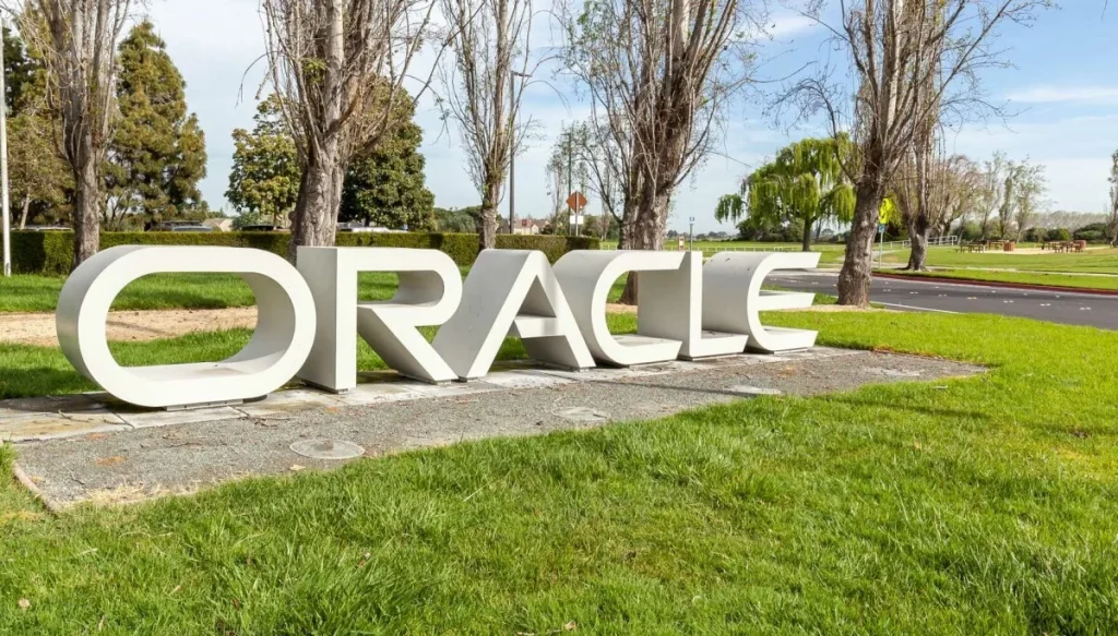 Oracle добавит Google TPU в OCI и расширит связку с OpenAI