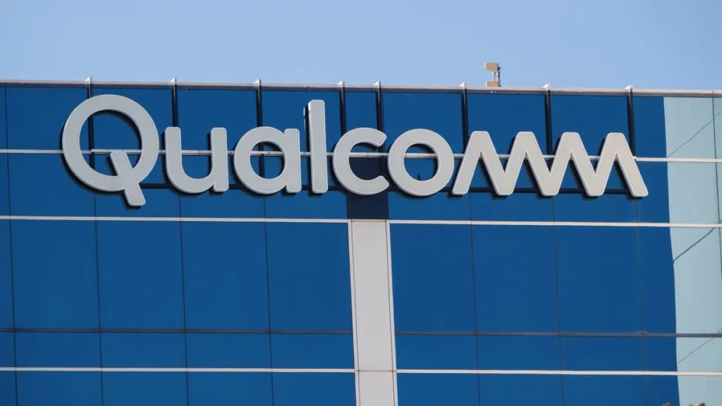 Qualcomm сократит сотрудников и ускорит разворот к ИИ-чипам