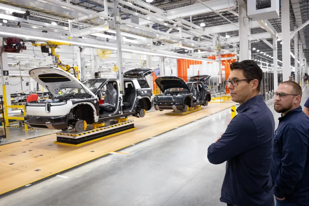 Rivian проверит автопилот раньше, чем успеет масштабировать R2